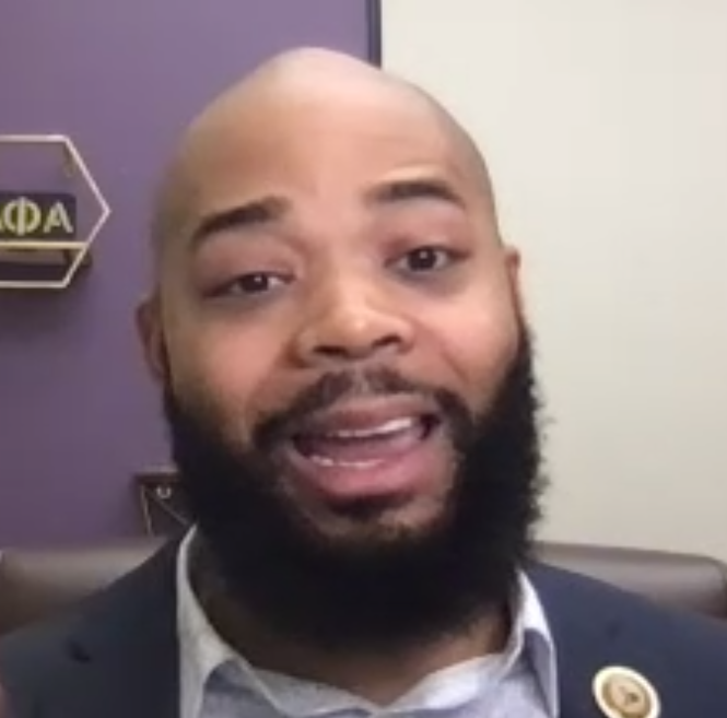 portrait of Timothy Thompson